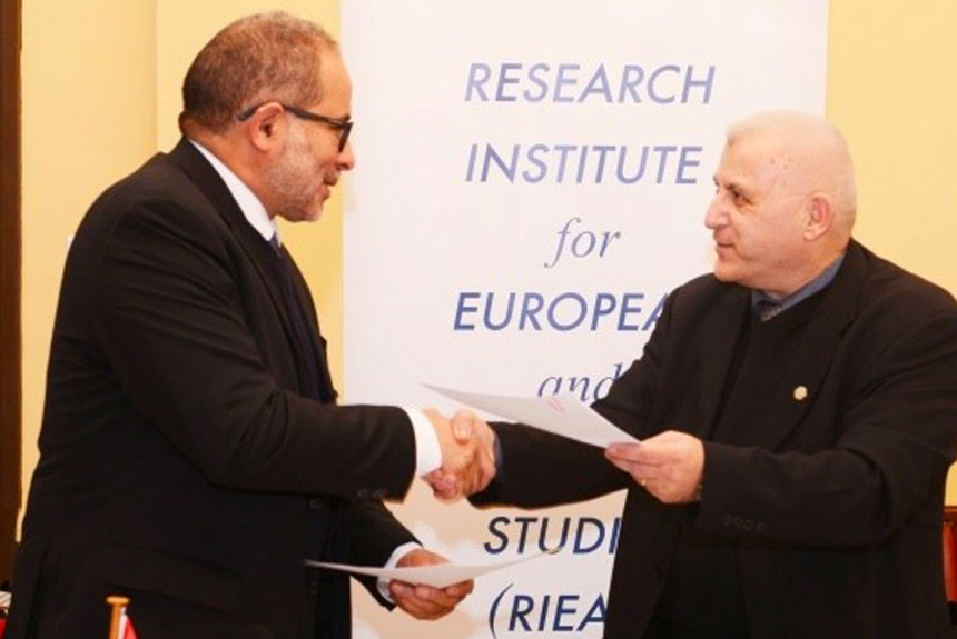 Dr Nayed Delivers a Lecture in Athens and Signs Academic Cooperation Agreements