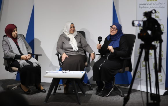 نظّم مجمع ليبيا للدراسات المتقدمة لقاء بعنوان: المرأة الرائدة