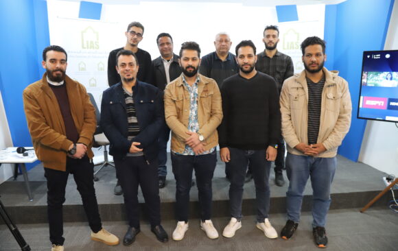 نظّم مجمع ليبيا لقاء بعنوان: الصنّاع الليبيون “شباب الاكتفاء الذاتي” تجارب وتحدّيات