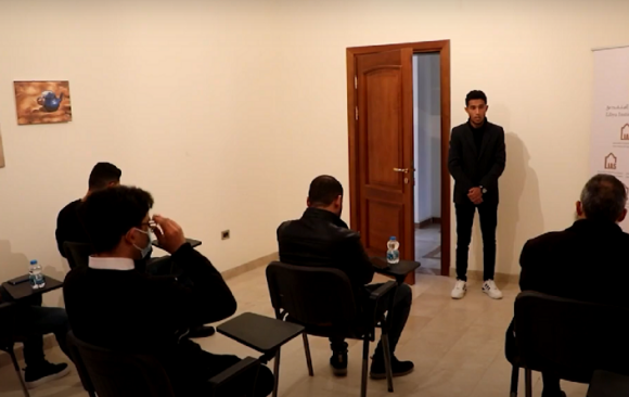 نظّم مجمع ليبيا محاضرة بعنوان: ( اكتشاف الذات و تحديد المسار ) .