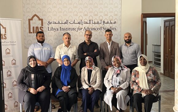 نظم مجمع ليبيا دورة تدريبية حول: (أنماط القيادة في منظمات المجتمع المدني)،